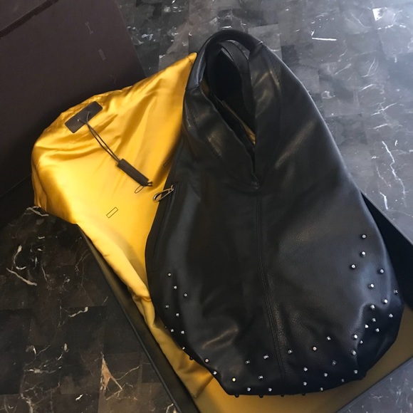 NEW $2650 VBH ‘Nap Sac’ XL hobo style smooth black leather suede lining w/studs - Picture 1 of 9